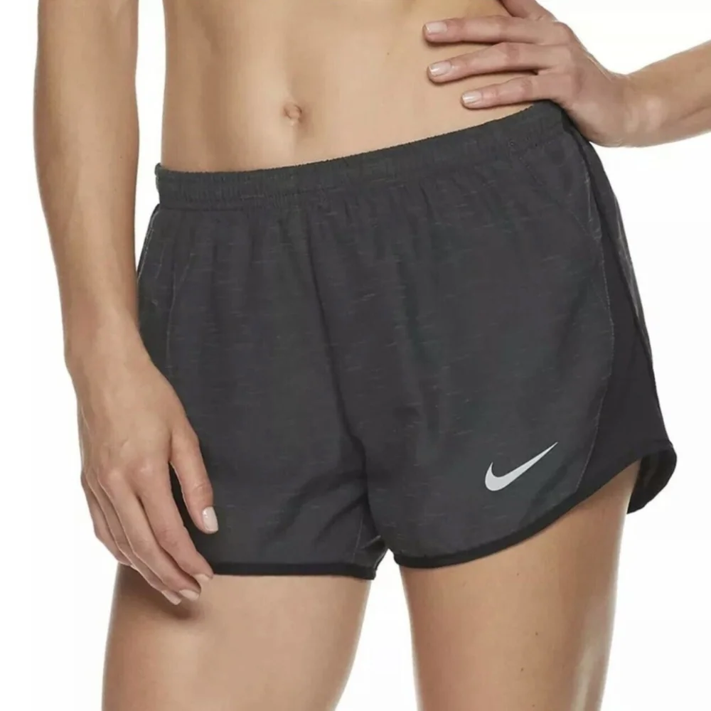 NWT Nike Women's Dri-FIT Mid-Rise 3